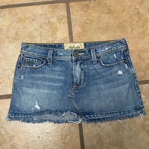 Hollister Distressed Y2K Blue Denim Mini Skirt